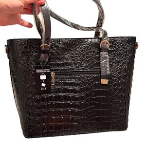 NWT XL Black Dragon Skin Vegan Leather Shoulder Tote w/ Matching Wallet